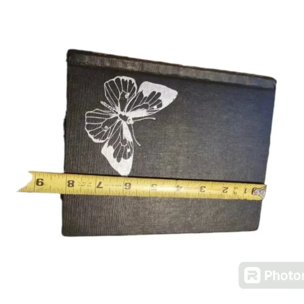 Sweet Little Vintage Book of Butterflies- Published in 1961​​​​​ - Picture 6 of 6